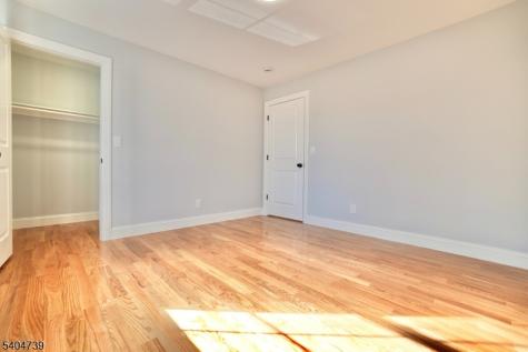 236 Keer Avenue Newark NJ 07112