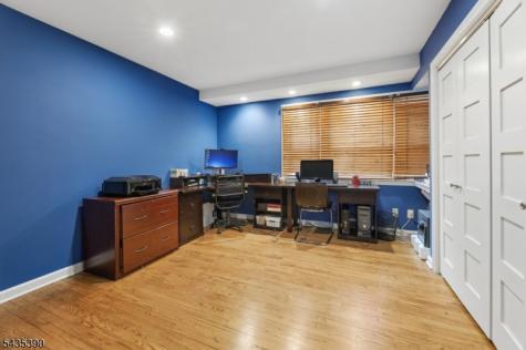 1271 Alicia Avenue Teaneck NJ 07666