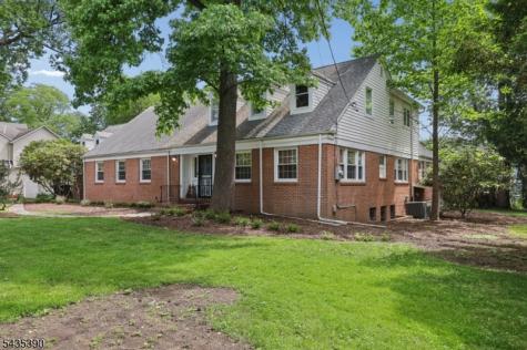 1271 Alicia Avenue Teaneck NJ 07666