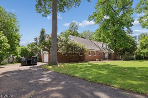 1271 Alicia Avenue Teaneck NJ 07666