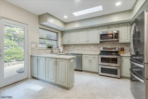 706 W Shore Trail Sparta NJ 07871