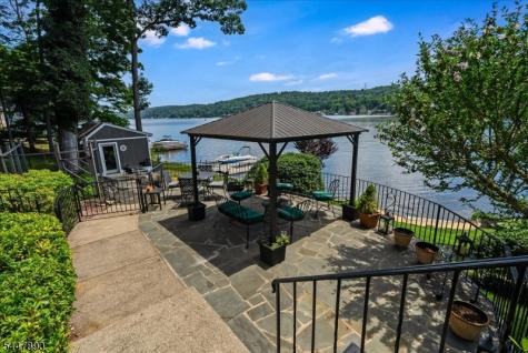 706 W Shore Trail Sparta NJ 07871