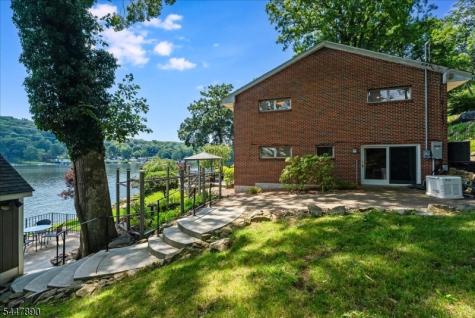 706 W Shore Trail Sparta NJ 07871