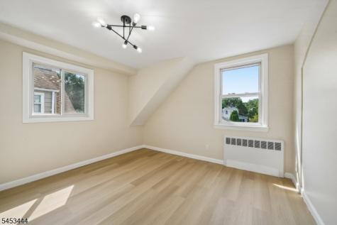 124 Woodruff Place Hillside NJ 07205