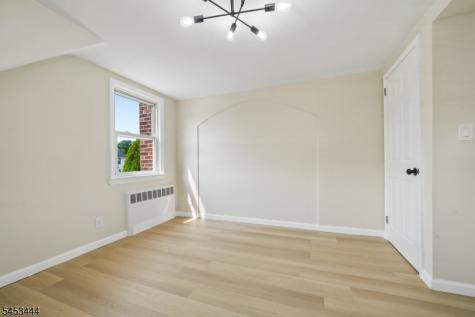 124 Woodruff Place Hillside NJ 07205