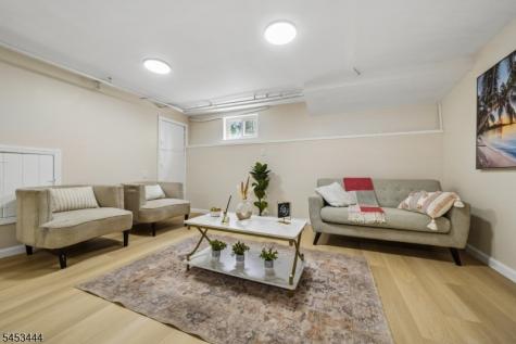 124 Woodruff Place Hillside NJ 07205