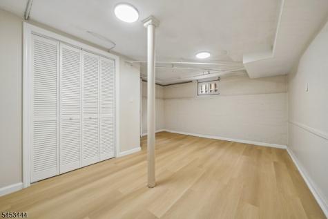 124 Woodruff Place Hillside NJ 07205