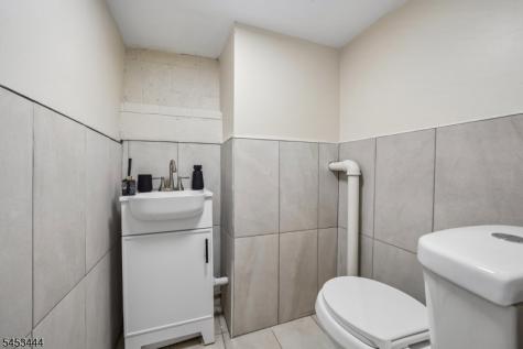 124 Woodruff Place Hillside NJ 07205