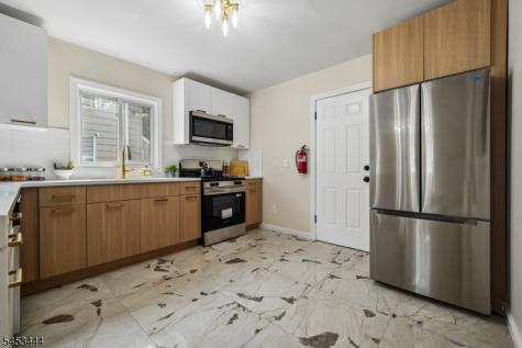 124 Woodruff Place Hillside NJ 07205