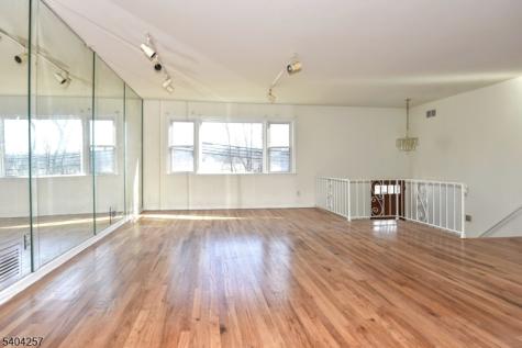 181 Pleasant Valley Way West Orange NJ 07052