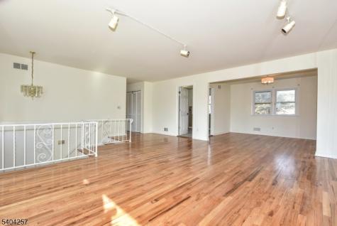 181 Pleasant Valley Way West Orange NJ 07052