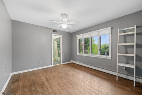 77 Macarthur Drive Clifton NJ 07013