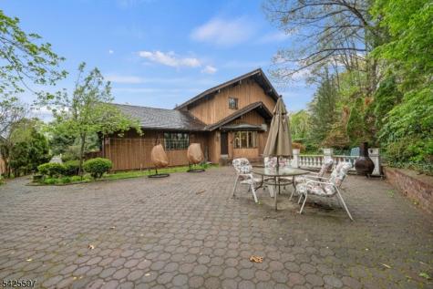 77 Macarthur Drive Clifton NJ 07013