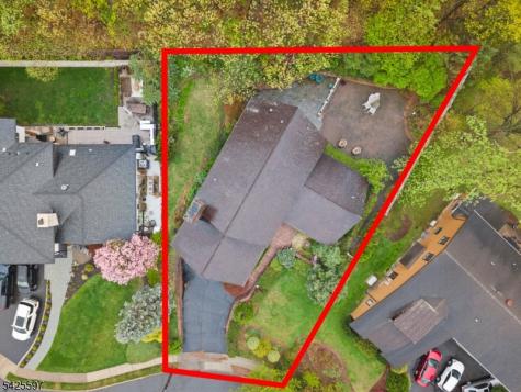 77 Macarthur Drive Clifton NJ 07013