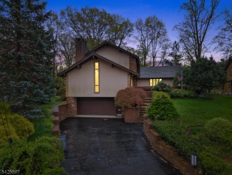 77 Macarthur Drive Clifton NJ 07013