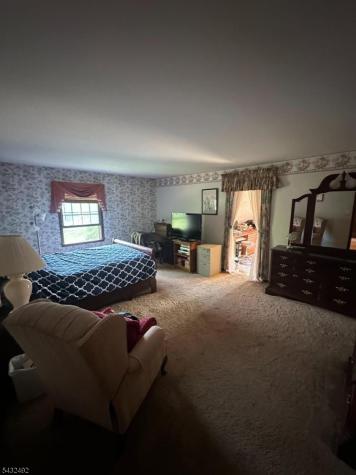 7 Bedford Court Clinton NJ 08801