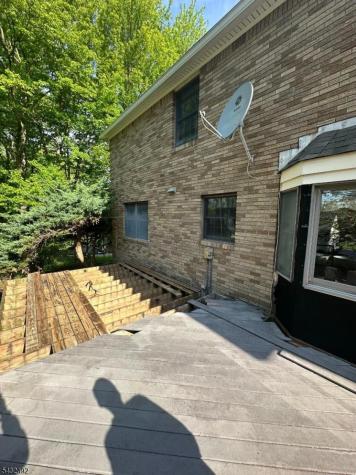 7 Bedford Court Clinton NJ 08801