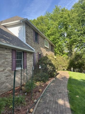 7 Bedford Court Clinton NJ 08801