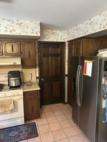 7 Bedford Court Clinton NJ 08801