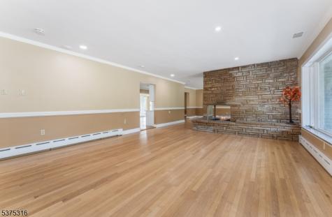 2431 State Route 57 W Franklin NJ 07882