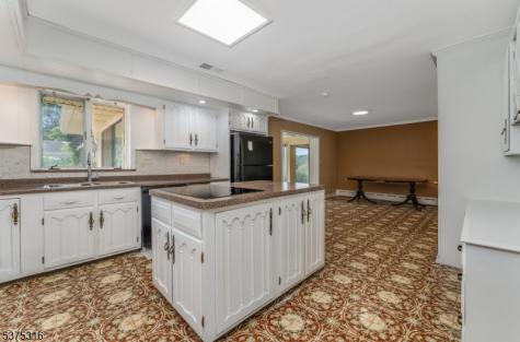 2431 State Route 57 W Franklin NJ 07882