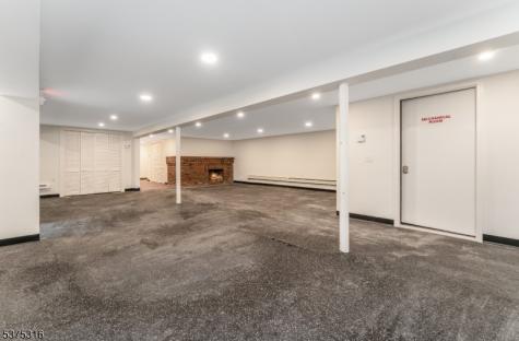 2431 State Route 57 W Franklin NJ 07882