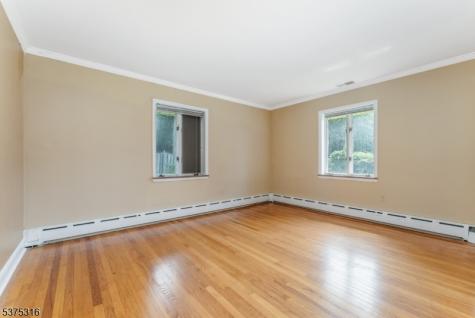 2431 State Route 57 W Franklin NJ 07882