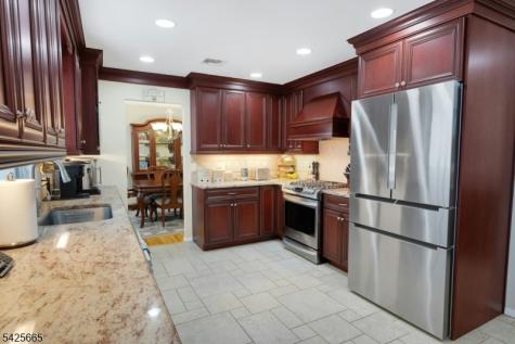 27 Howland Circle West Caldwell NJ 07006