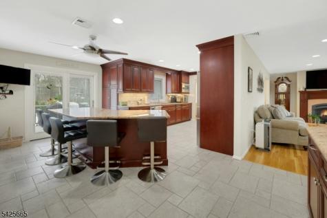 27 Howland Circle West Caldwell NJ 07006
