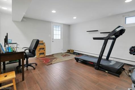 27 Howland Circle West Caldwell NJ 07006