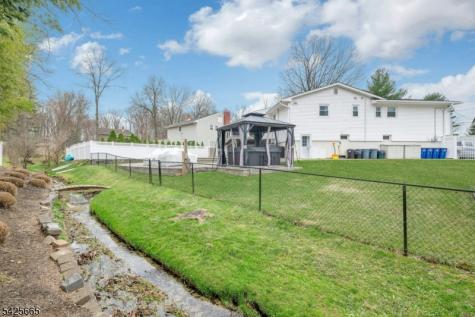 27 Howland Circle West Caldwell NJ 07006