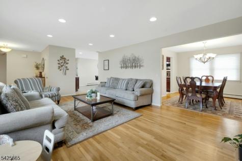 27 Howland Circle West Caldwell NJ 07006