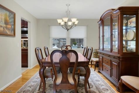27 Howland Circle West Caldwell NJ 07006