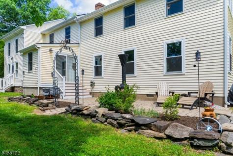 179 Lindbergh Road East Amwell NJ 08525