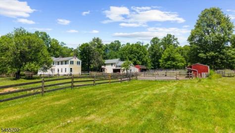 179 Lindbergh Road East Amwell NJ 08525