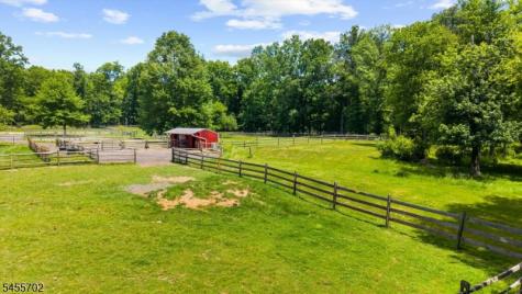 179 Lindbergh Road East Amwell NJ 08525