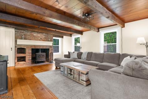 179 Lindbergh Road East Amwell NJ 08525