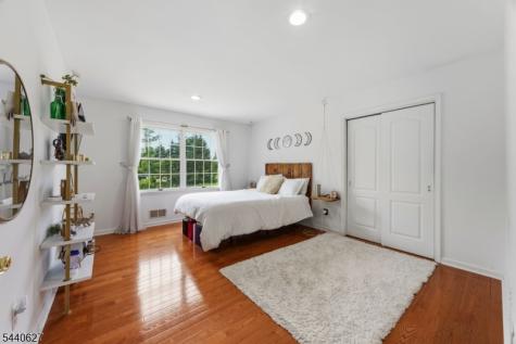 72 Doby Road Randolph NJ 07945