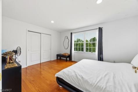 72 Doby Road Randolph NJ 07945