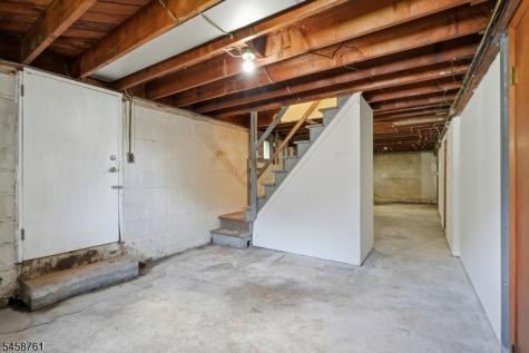 14 Ford Hill Road Hanover NJ 07981