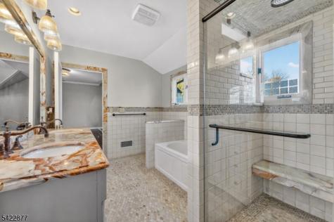 54 Hamilton Drive North Caldwell NJ 07006