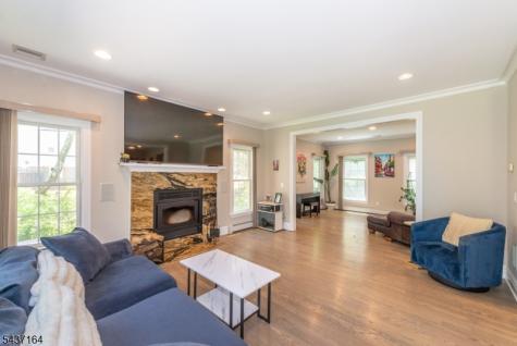 89 Clinton Avenue Mount Olive NJ 07828