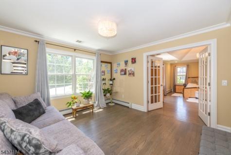 89 Clinton Avenue Mount Olive NJ 07828