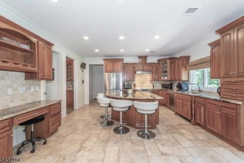 89 Clinton Avenue Mount Olive NJ 07828