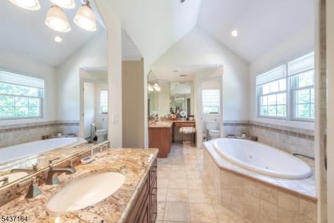 89 Clinton Avenue Mount Olive NJ 07828