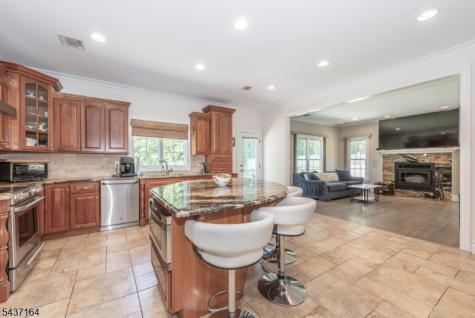 89 Clinton Avenue Mount Olive NJ 07828