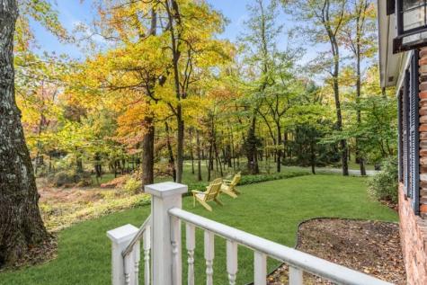 209 Sassafras Lane Lebanon NJ 08826