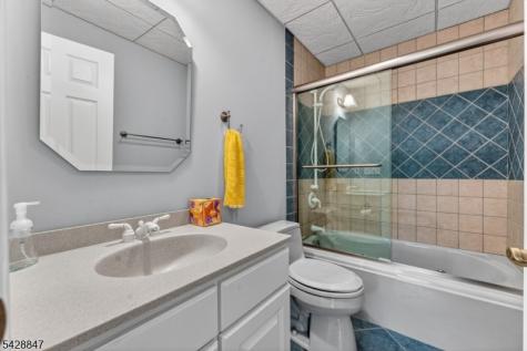 1393 Mallard Drive Bridgewater NJ 08836