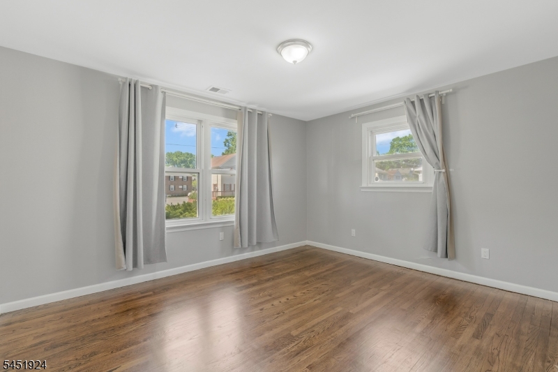 122 Mercer Street Somerville NJ 08876
