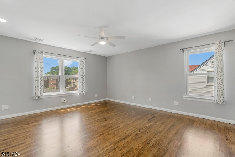 122 Mercer Street Somerville NJ 08876